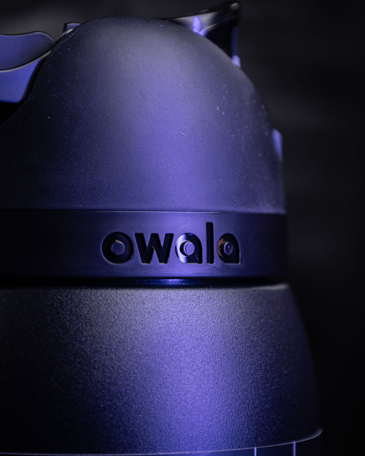 Owala FreeSip Water Bottle Stainless Steel, 32 Oz., Very Dark Black